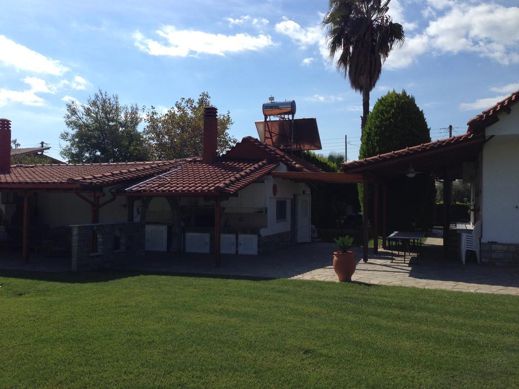 Renaissance Holidays Villa Nea Kallikrateia Екстериор снимка