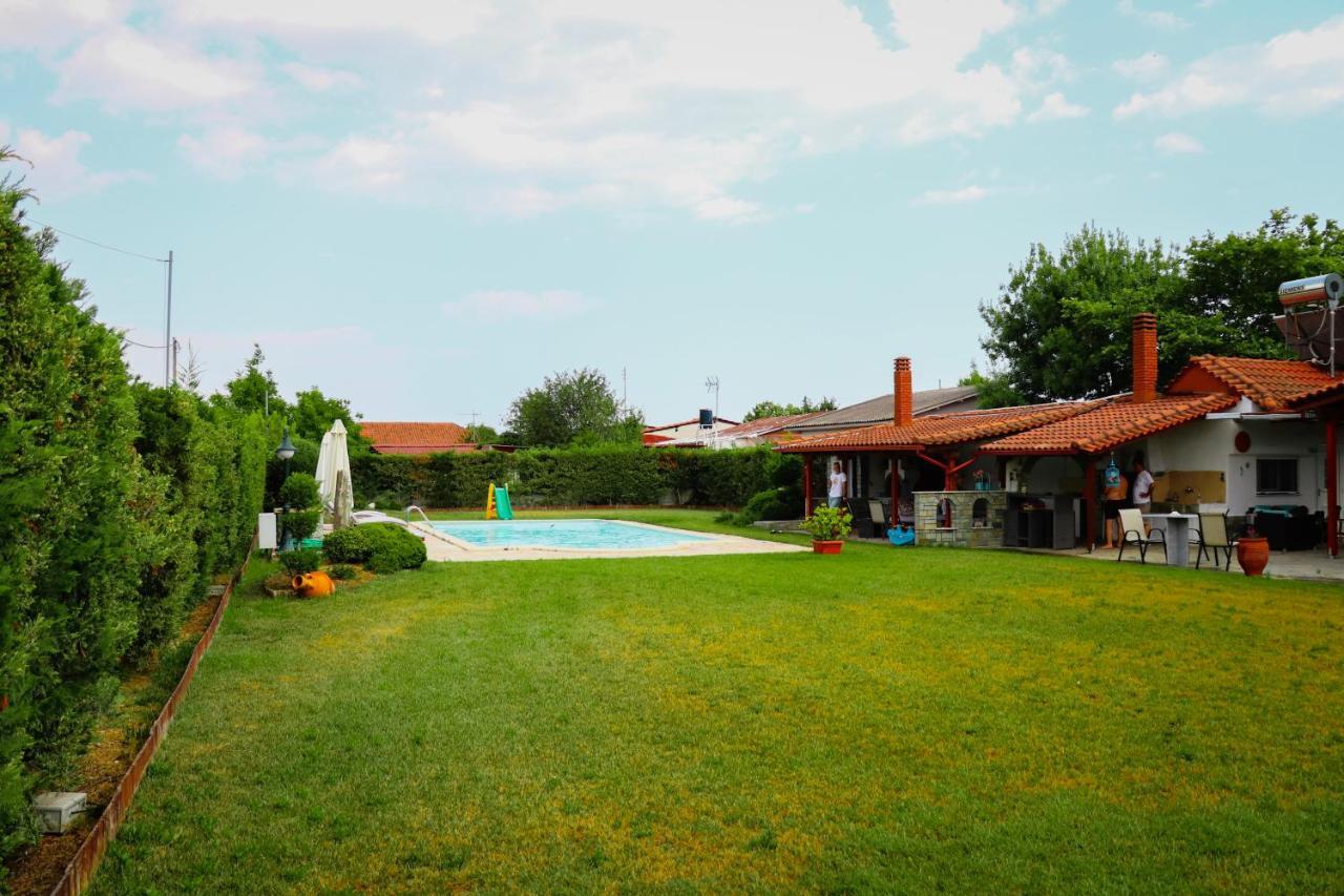 Renaissance Holidays Villa Nea Kallikrateia Екстериор снимка