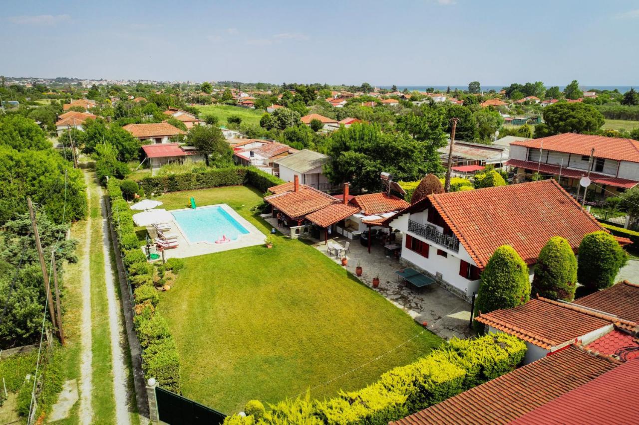 Renaissance Holidays Villa Nea Kallikrateia Екстериор снимка