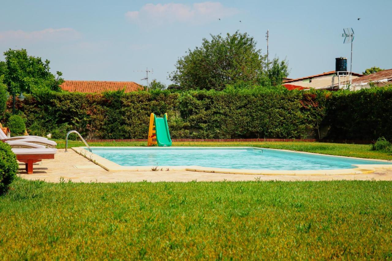 Renaissance Holidays Villa Nea Kallikrateia Екстериор снимка