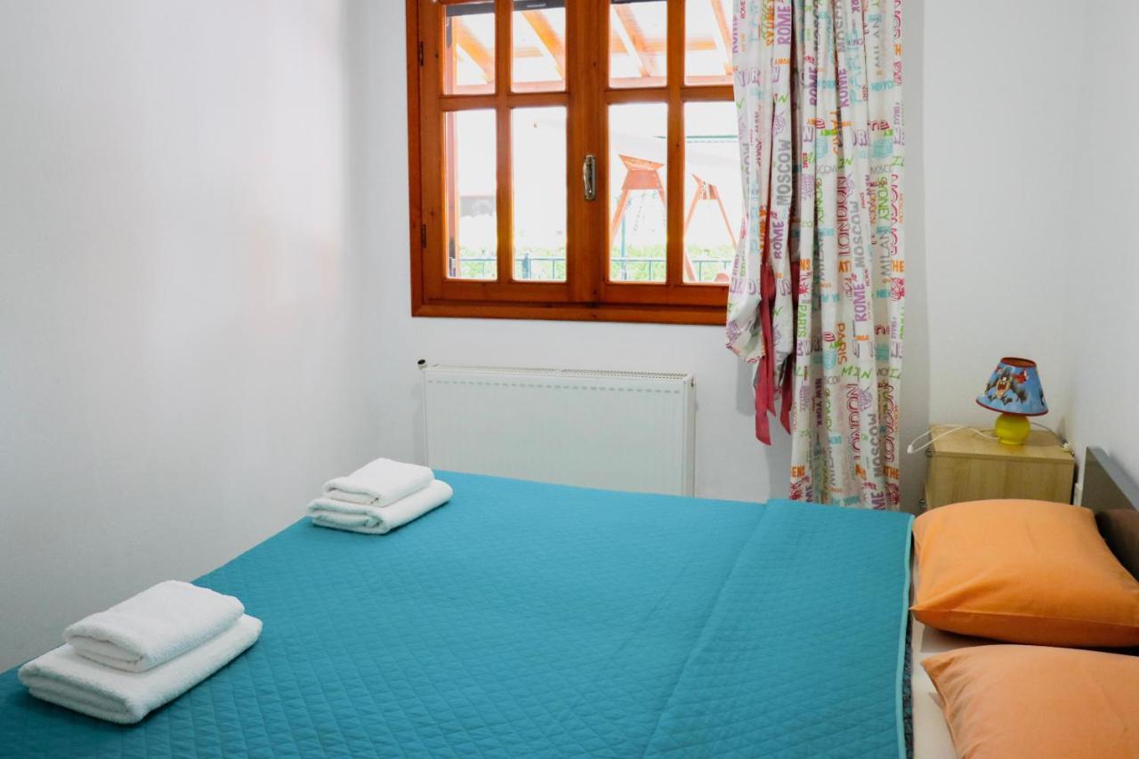 Renaissance Holidays Villa Nea Kallikrateia Екстериор снимка