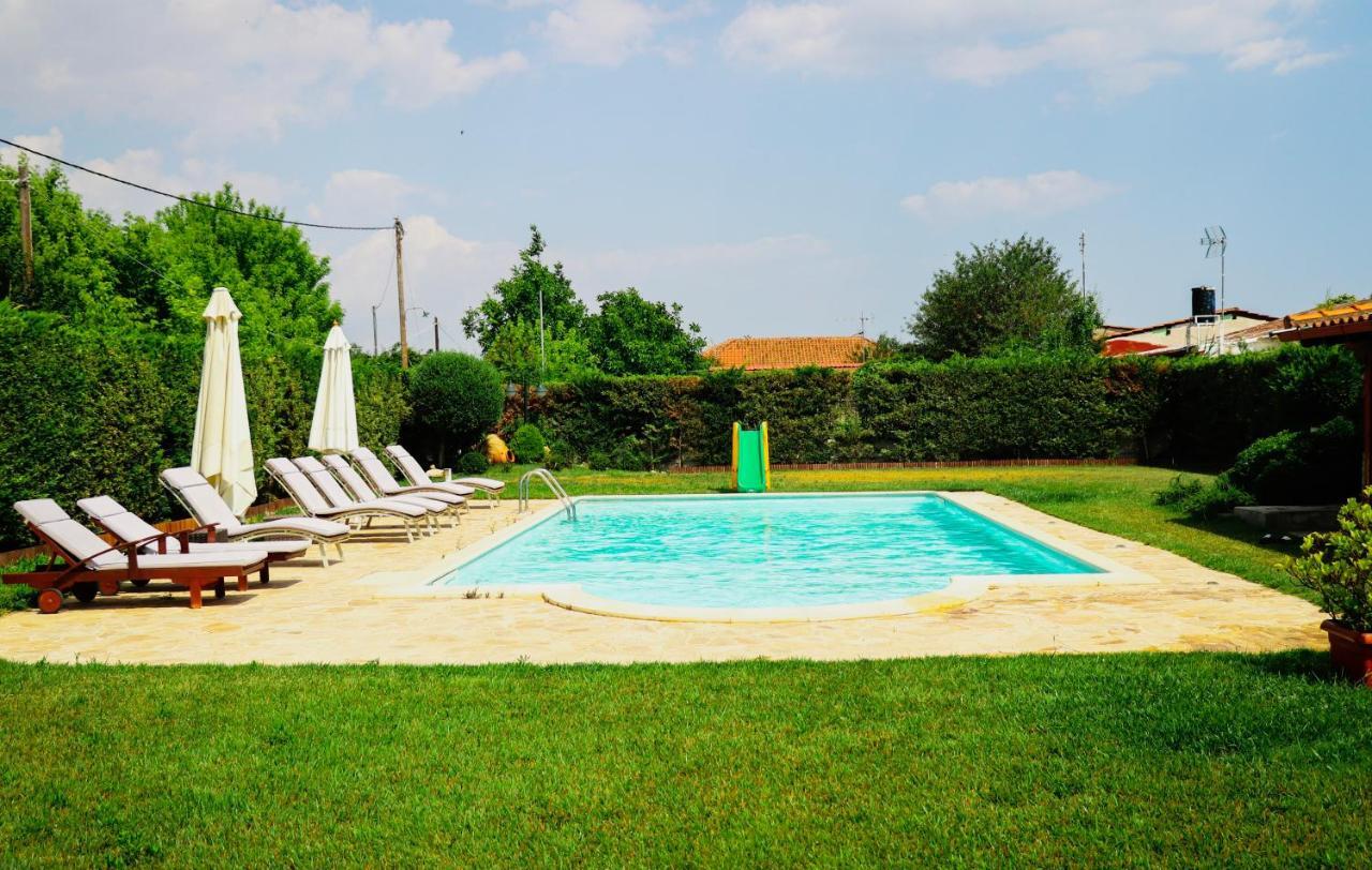 Renaissance Holidays Villa Nea Kallikrateia Екстериор снимка