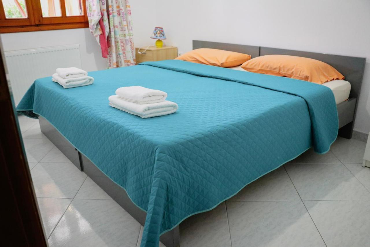 Renaissance Holidays Villa Nea Kallikrateia Екстериор снимка
